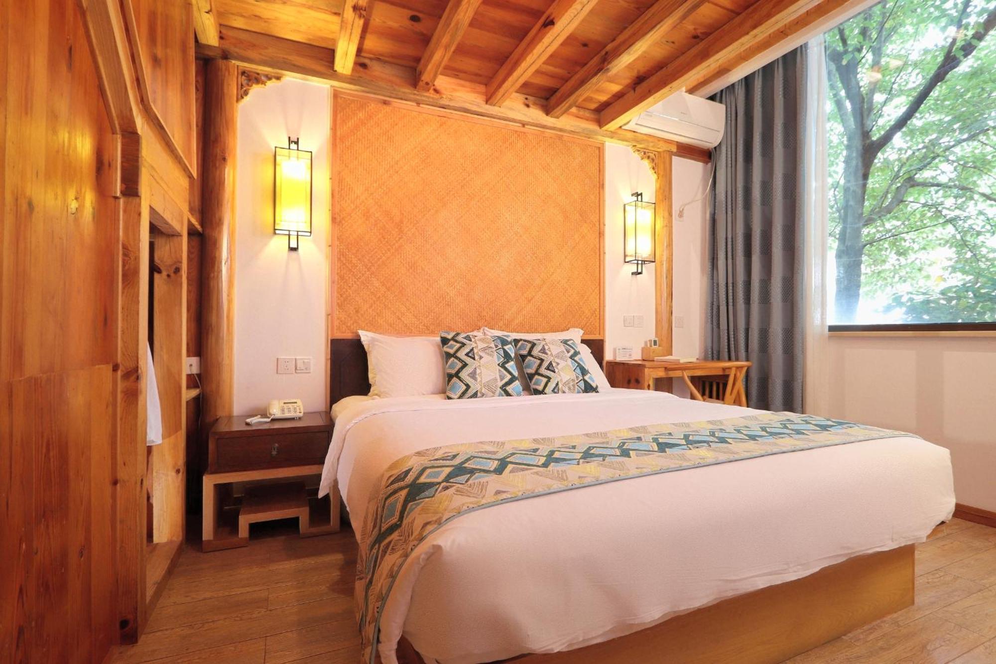 Mild Spring Boutique Hotel Huangshan Exterior photo